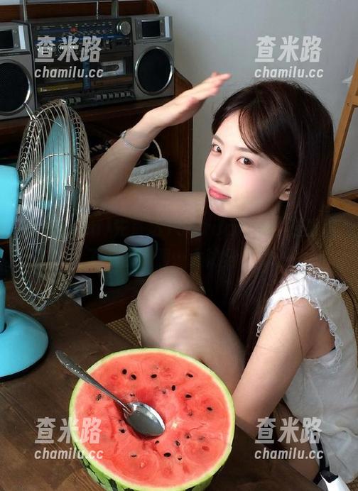 先直达155.fun再说，结果路过了一个黑洞…太诡异了吧。