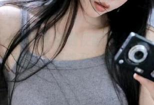 不信你随便翻翻455fun网站，里面的瓜都能开一家剧场了。