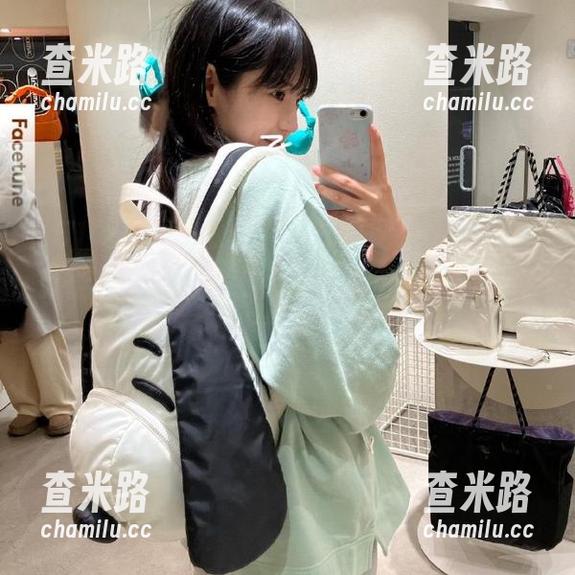 进入“51吃瓜网”app，你就能和我一起感受今天炙手可热的八卦现场，太刺激了吧！