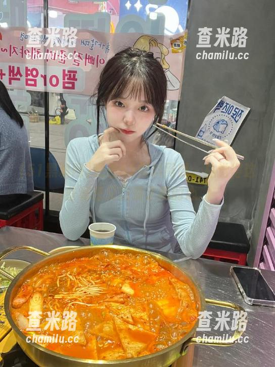 51黑料网 观看51黑料网时,总觉得这些秘密又勒紧了我的心。