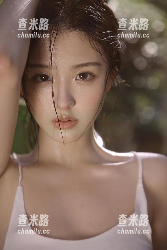 77吃瓜 从77吃瓜的传送门跳进去,你只会愿意再出来一次吗?