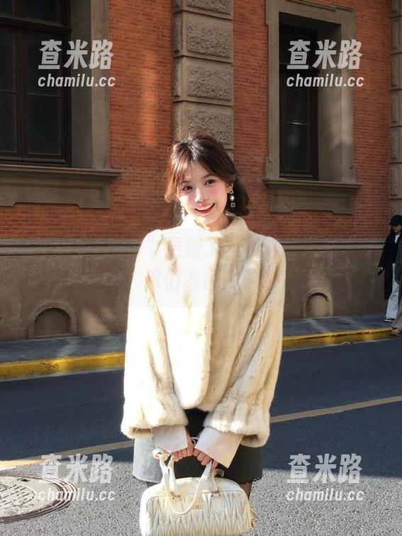 hlw “hlw”更新了?我这瓜还在发酵呢,你们准备好了吗?