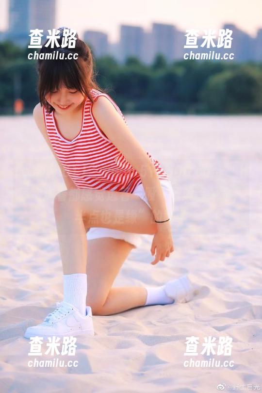 “www.51cg00.com”上每次观看都感觉透着一股“万般皆是命，半点也是缘”的哲学