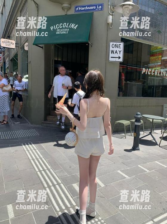 “zztt11”发布：最新吃瓜秘籍，不看你就OUT了！