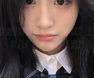 如何在“吃瓜导航”上观看各类八卦而不掉进坑里？