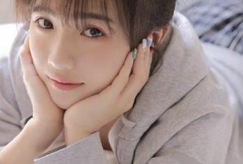 吃瓜直播的入口，我居然在上面待了三小时…不过，没后悔！