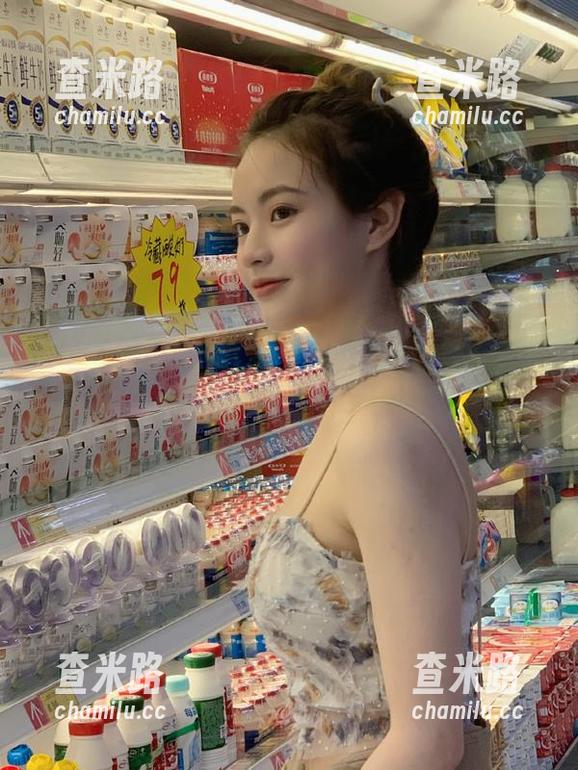 吃瓜网 吃瓜网更新啦!今天的热门大瓜,网址仿佛闪着微光,连我都想要披上马甲聊天。