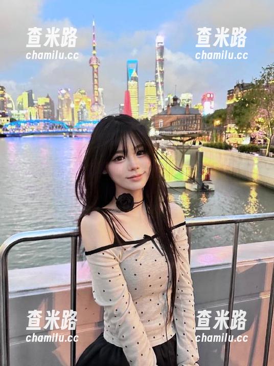 吃瓜网 吃瓜网的苹果版又喊来新料…昨晚那位网红,周围似乎多了点不和谐?