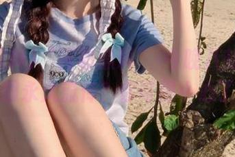 “网曝黑料”-今晚八卦如何在朋友圈永久流传？你可得小心了哦！