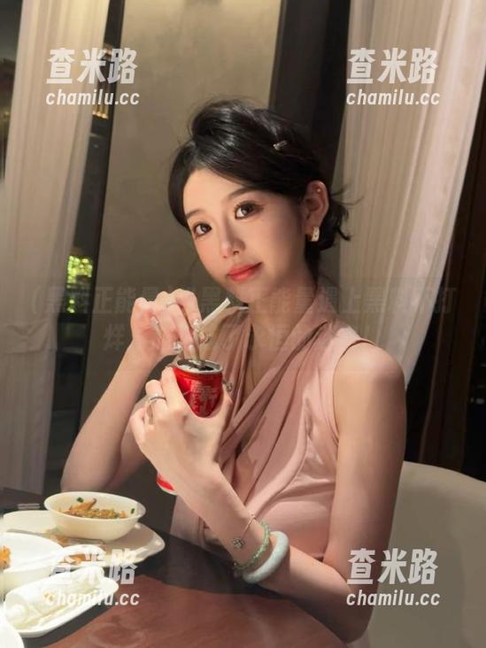 黑料正能量 当黑料正能量遇上黑料不打烊,链接成了永恒的迷宫!