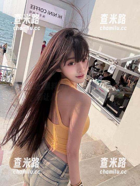 黑料网址苹果版——留个心眼，别让八卦藏在果子里了！