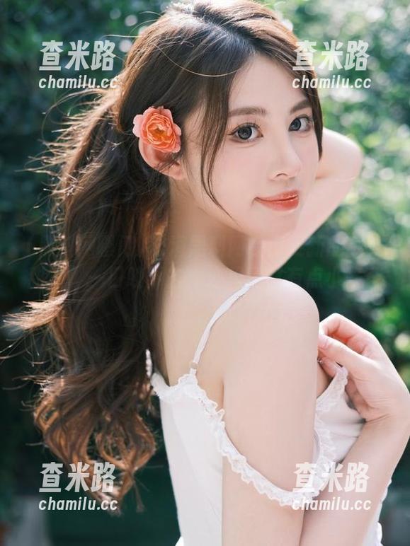 难道黑料网曝门更新的瓜太甜了？一口咬下去，心里竟然有点小兴奋。