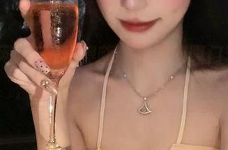 玩得嗨，黑料网曝门苹果版，各种吃瓜角度随便切换